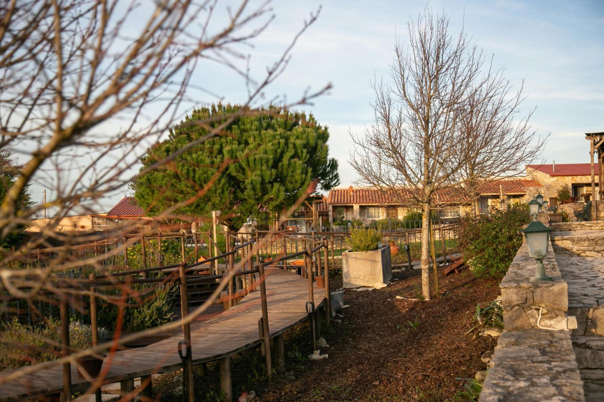 Casas Da Gralha Bed and Breakfast Turquel Buitenkant foto
