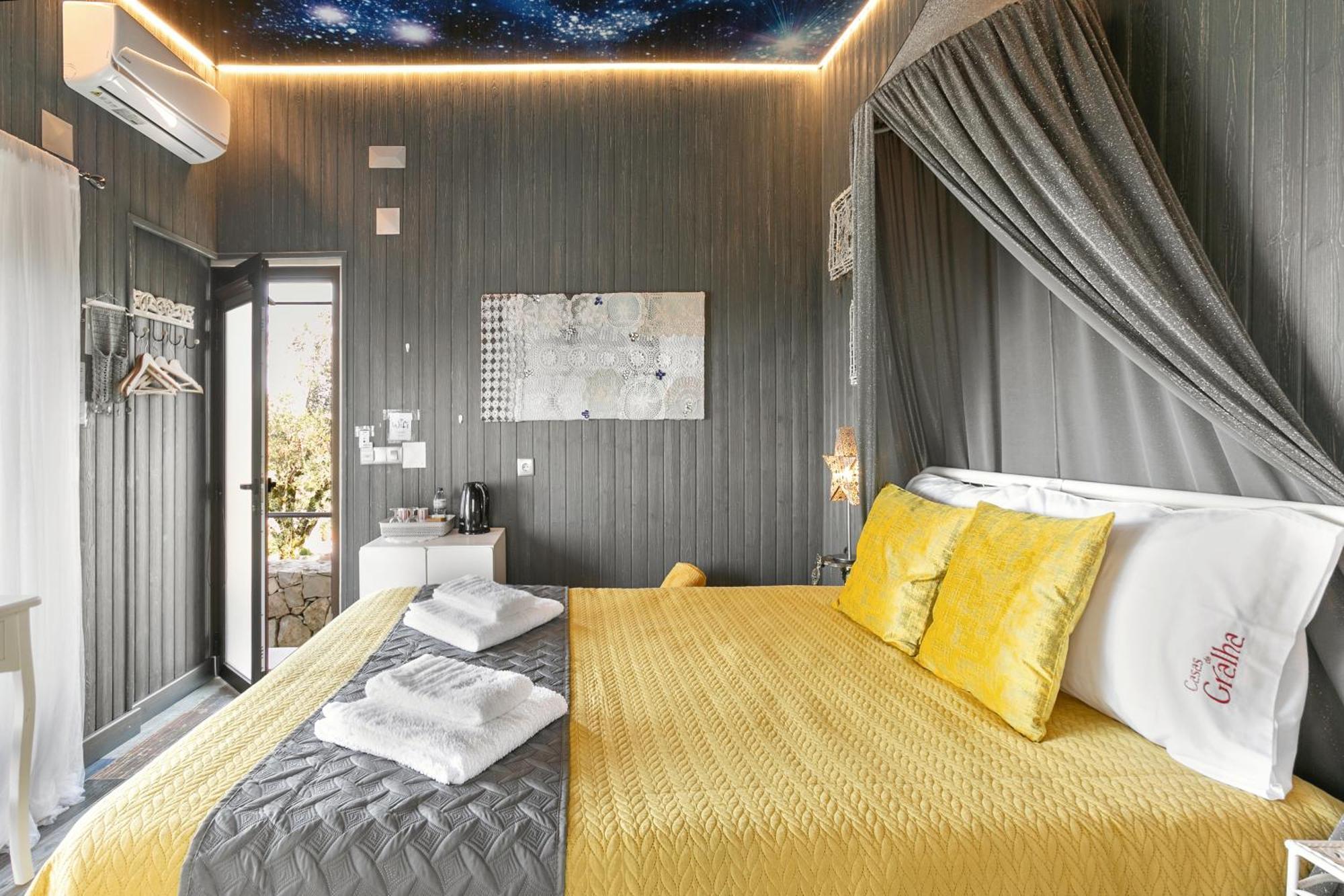 Casas Da Gralha Bed and Breakfast Turquel Buitenkant foto